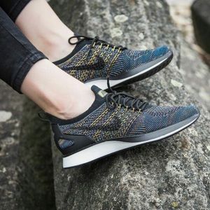 NWT Mariah Flyknit Racer Air Zoom